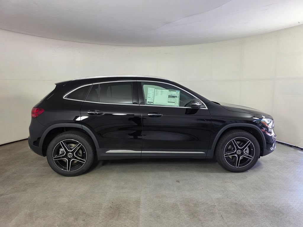 New 2026 Night Black Mercedes-Benz GLA 250 image 15