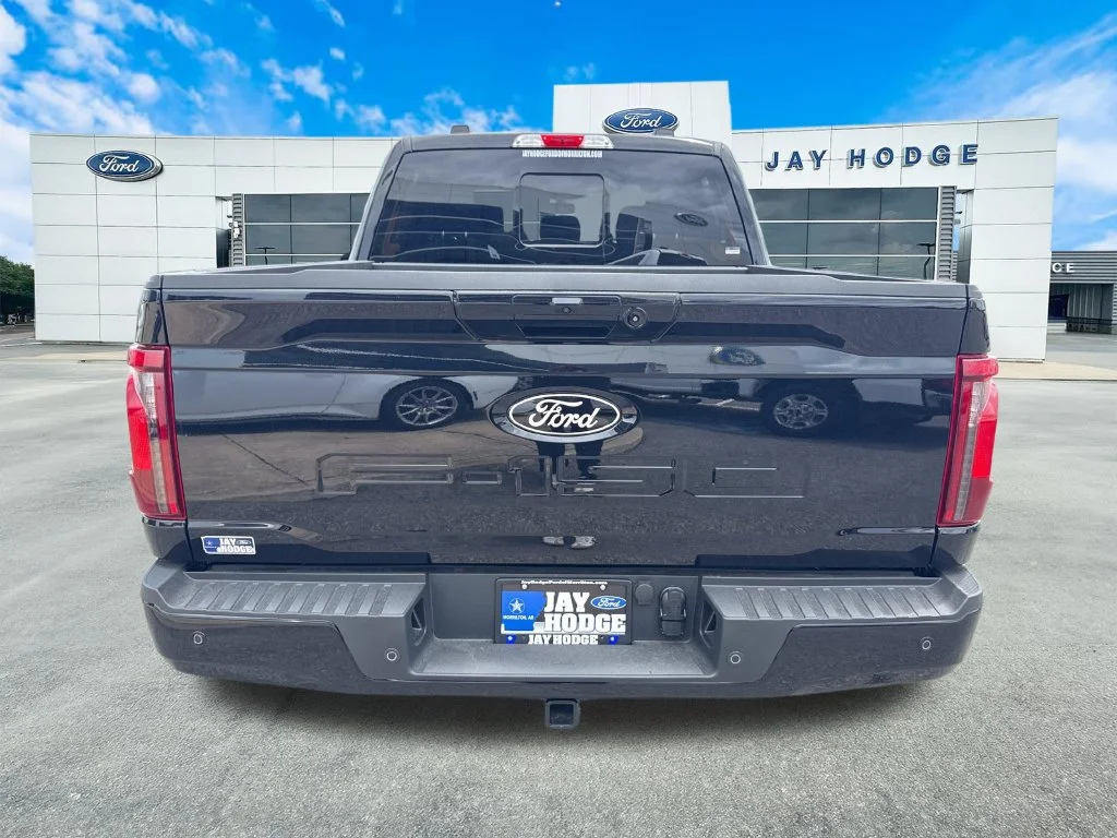 New 2026 Black Ford XLT image 5