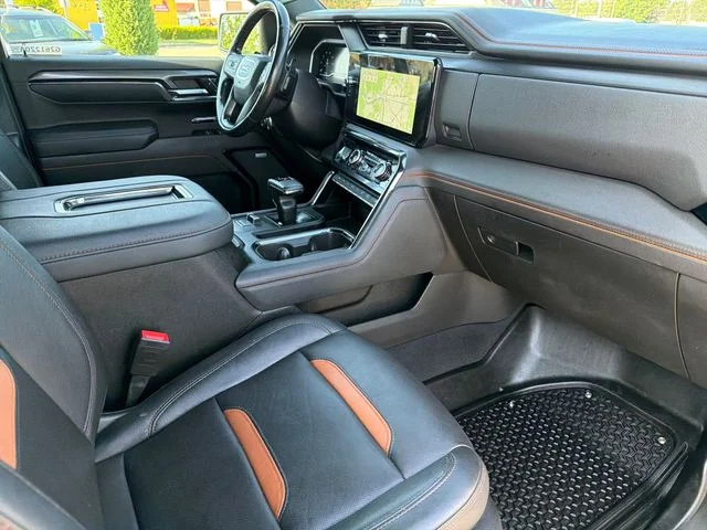 Used 2022 Silver GMC AT4 image 24