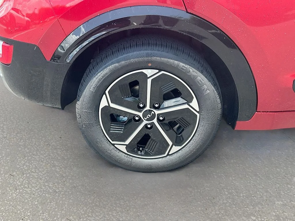 New 2026 Runway Red Kia SX image 32