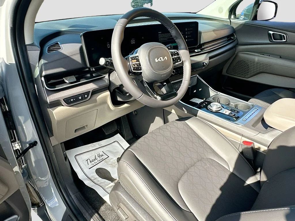 2026 Kia Carnival EX - Photo 9