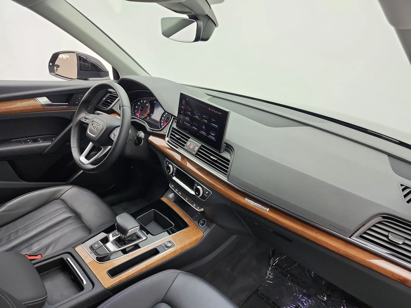 Used 2021 Brilliant Black Audi Premium 45 TFSI quattro image 18