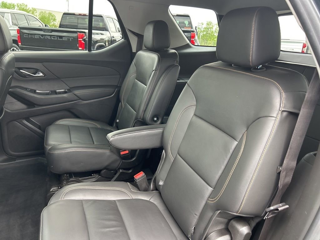Used 2021 Graphite Metallic Chevrolet LT Leather image 43