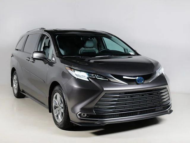 Used 2023 Gray Toyota Limited image 10