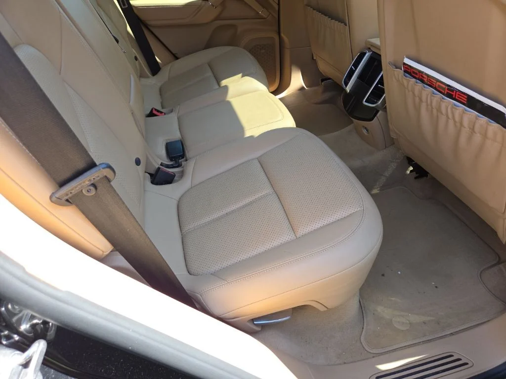 Used 2014 Black Porsche Base image 13