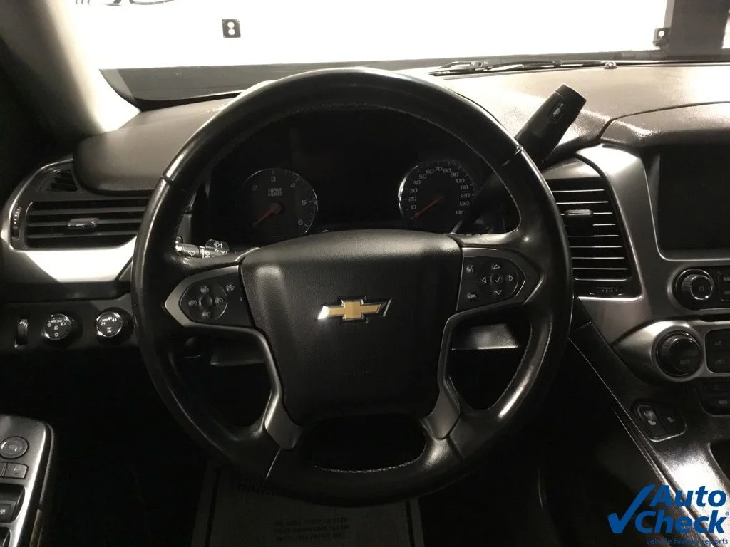 Used 2017 Silver Chevrolet LT image 25