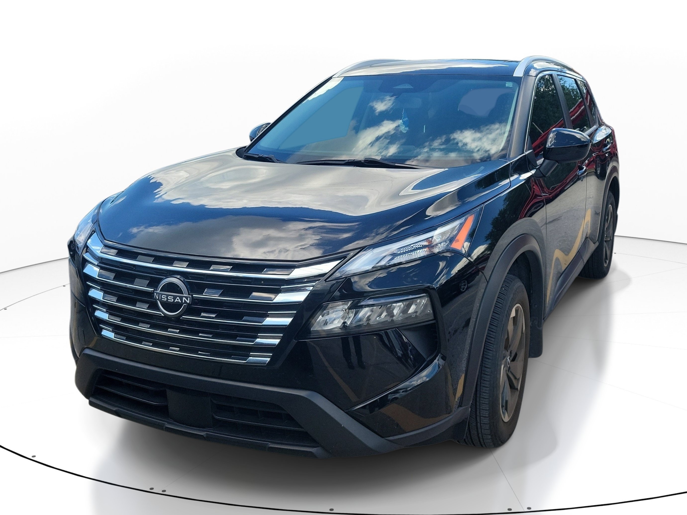 Used 2024 Super Black Nissan SV image 3