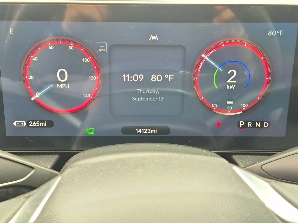 Used 2025  Honda Touring image 11