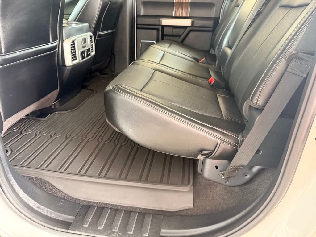 Used 2020 White Ford Lariat image 31