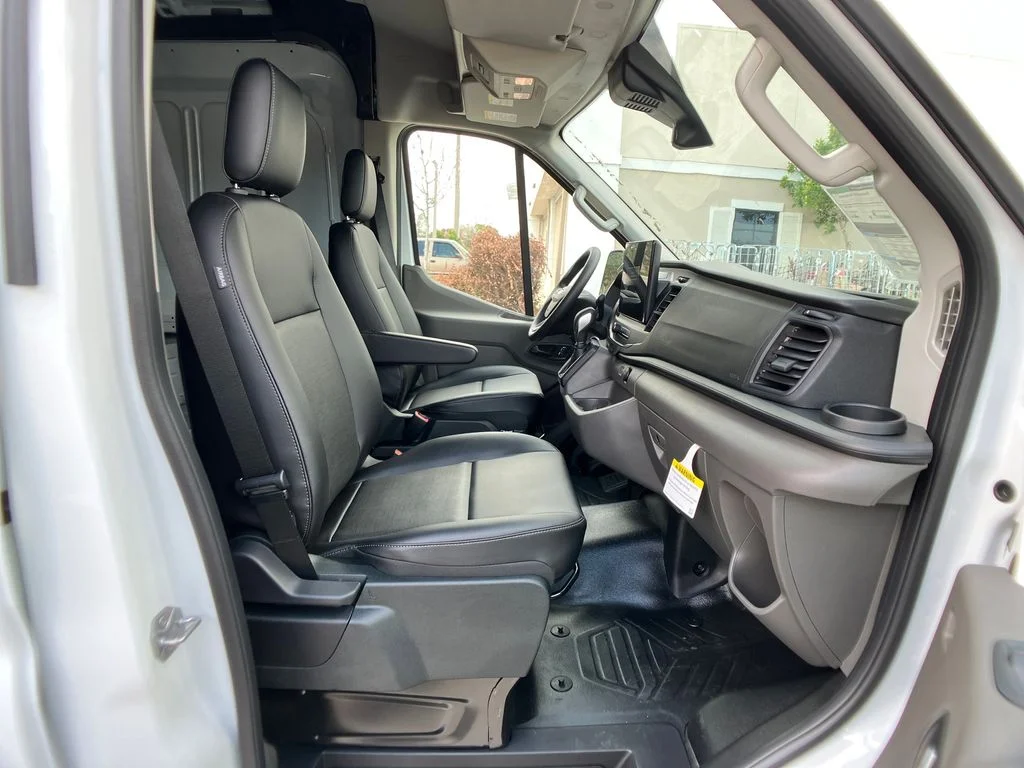 New 2026 White Ford Base image 5