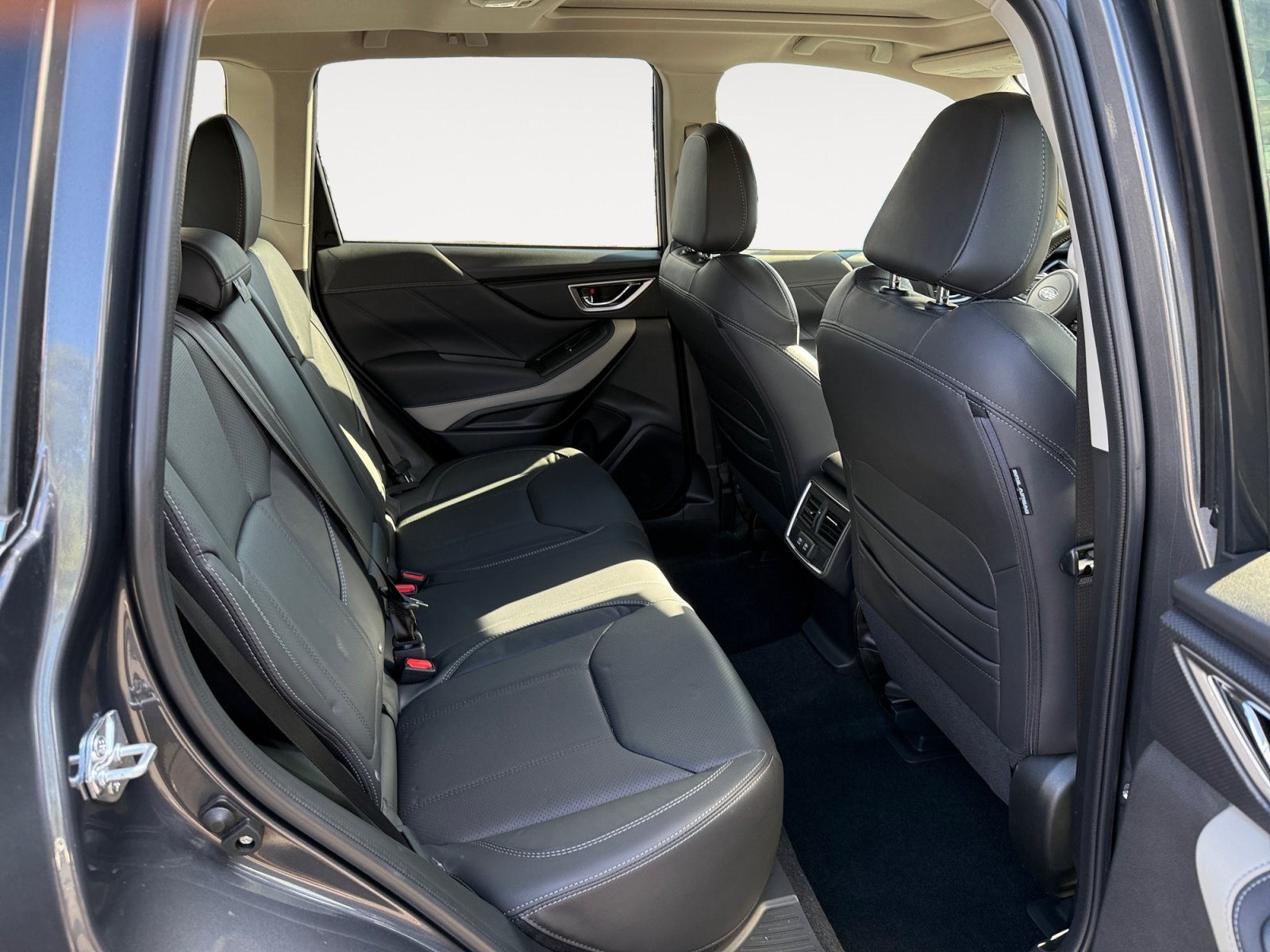 Used 2024 Gray Metallic Subaru Limited image 18