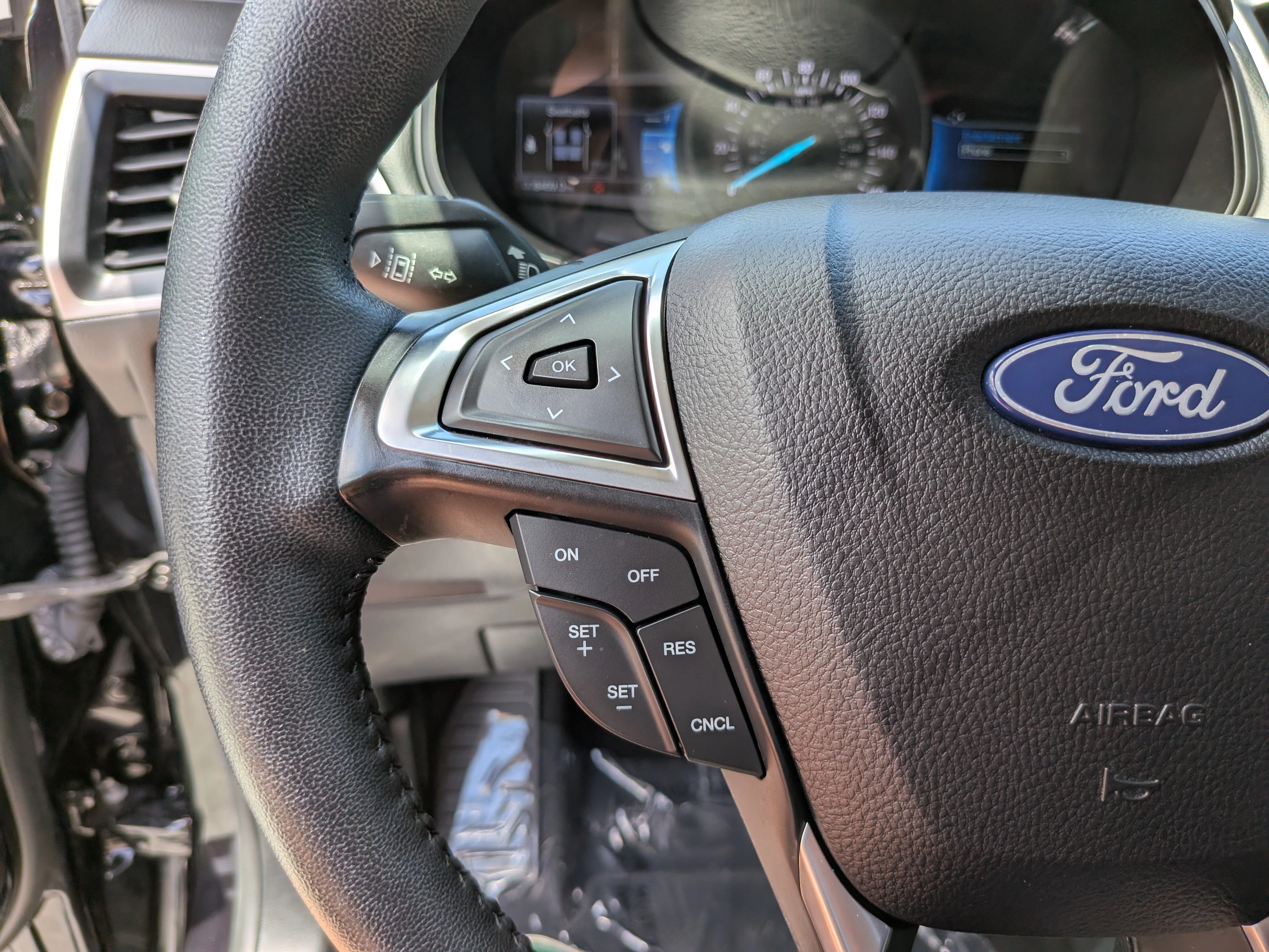 Used 2024 Agate Black Metallic Ford SEL image 34