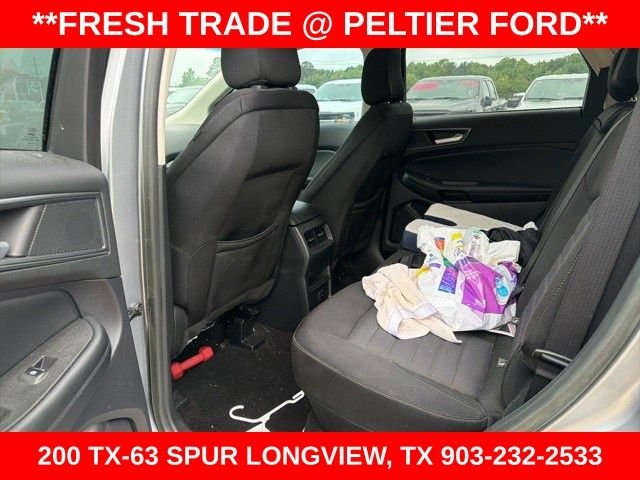 Used 2020 Silver Ford SE image 17