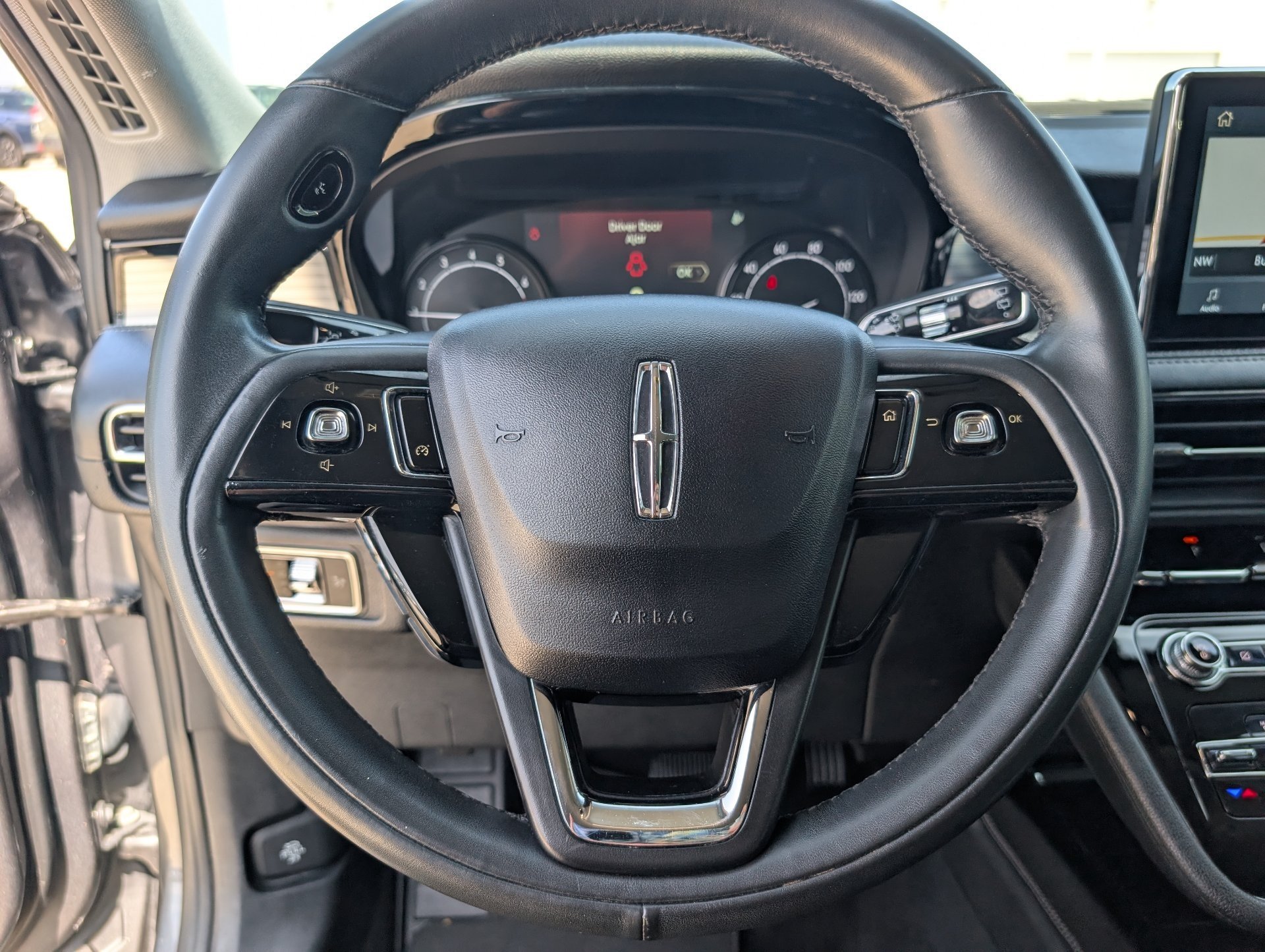 Used 2021 Gray Lincoln Standard image 12