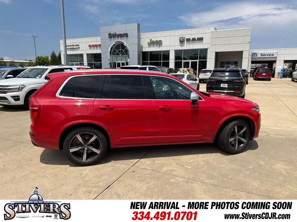 Used 2019 Red Volvo T6 R-Design image 13