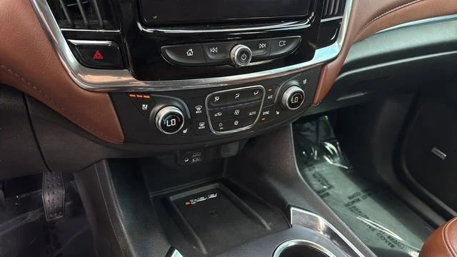 Used 2021 Cajun Red Tintcoat Chevrolet High Country image 31