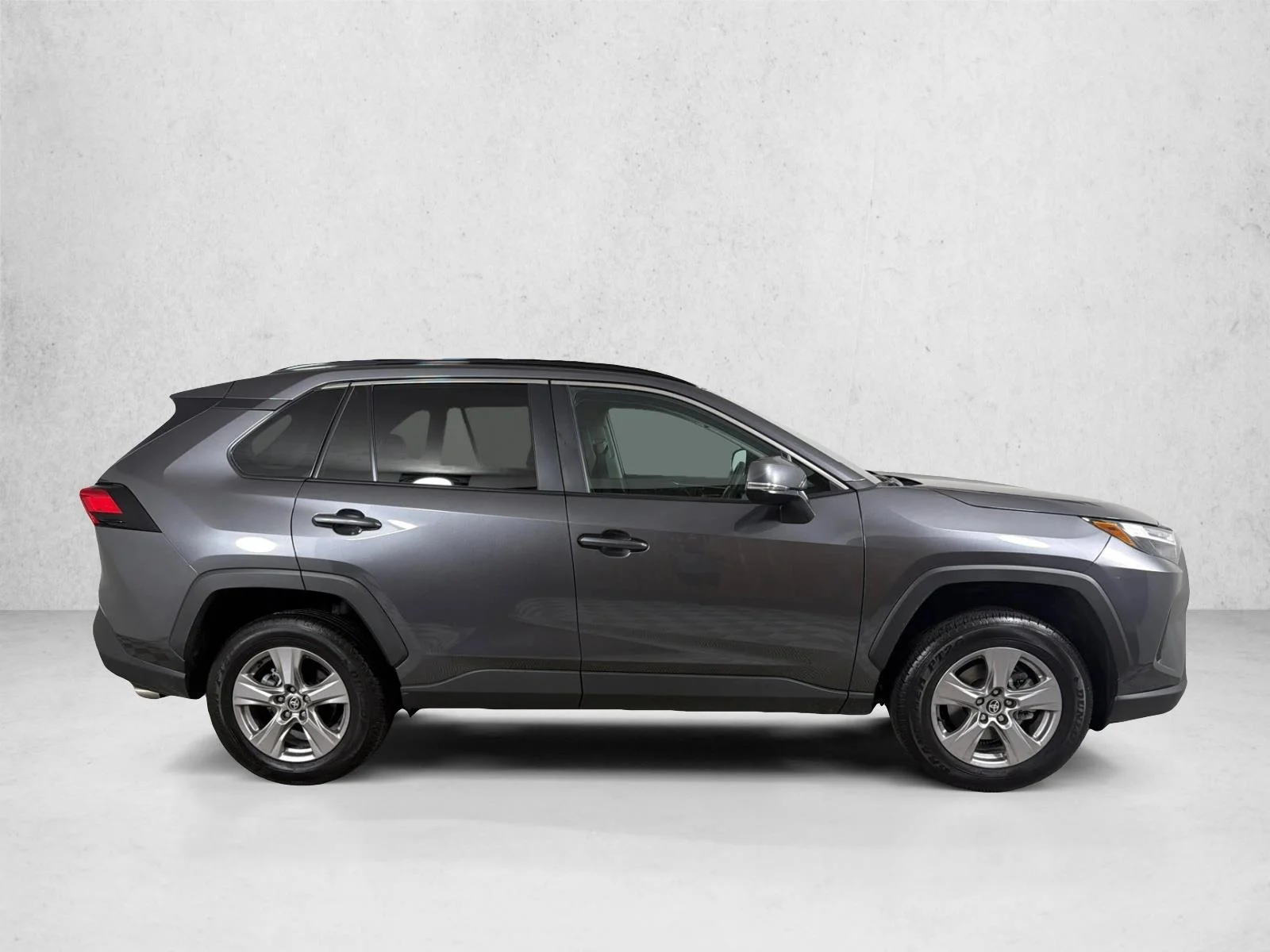 Used 2025 Gray Toyota XLE image 3