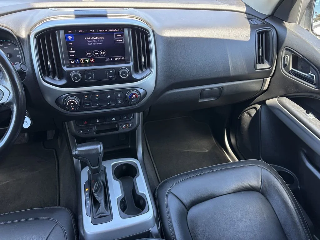 Used 2020 SUMMIT WHITE Chevrolet 4WD LT image 32