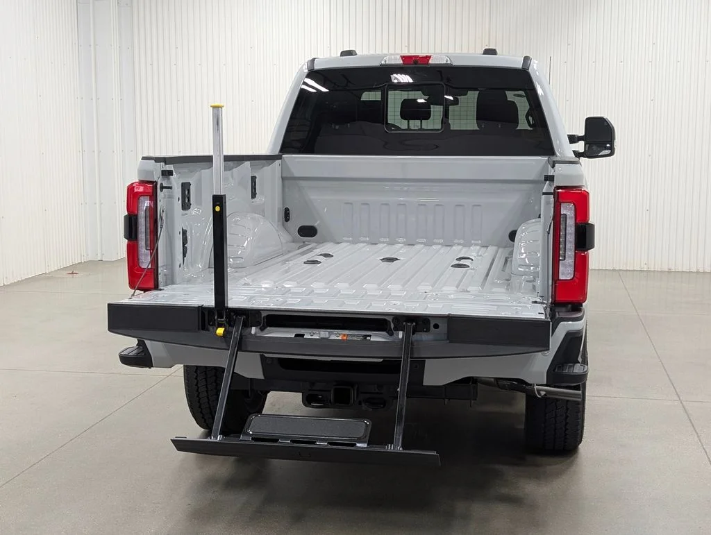 New 2026 Avalanche Ford F-250® Platinum® image 29