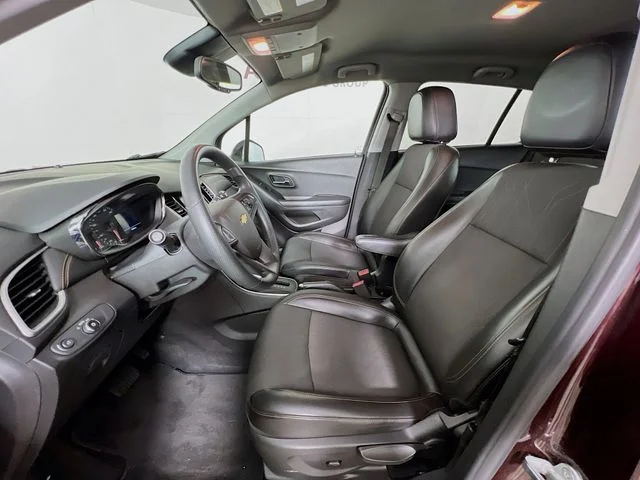 Used 2021 Red Chevrolet LT image 9