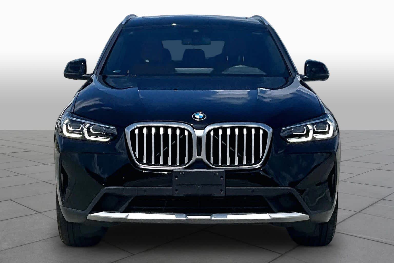 Used 2023 Jet Black BMW sDrive30i image 3