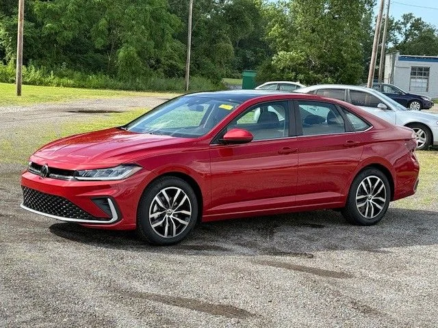 2025 Volkswagen Jetta SE - Photo 7