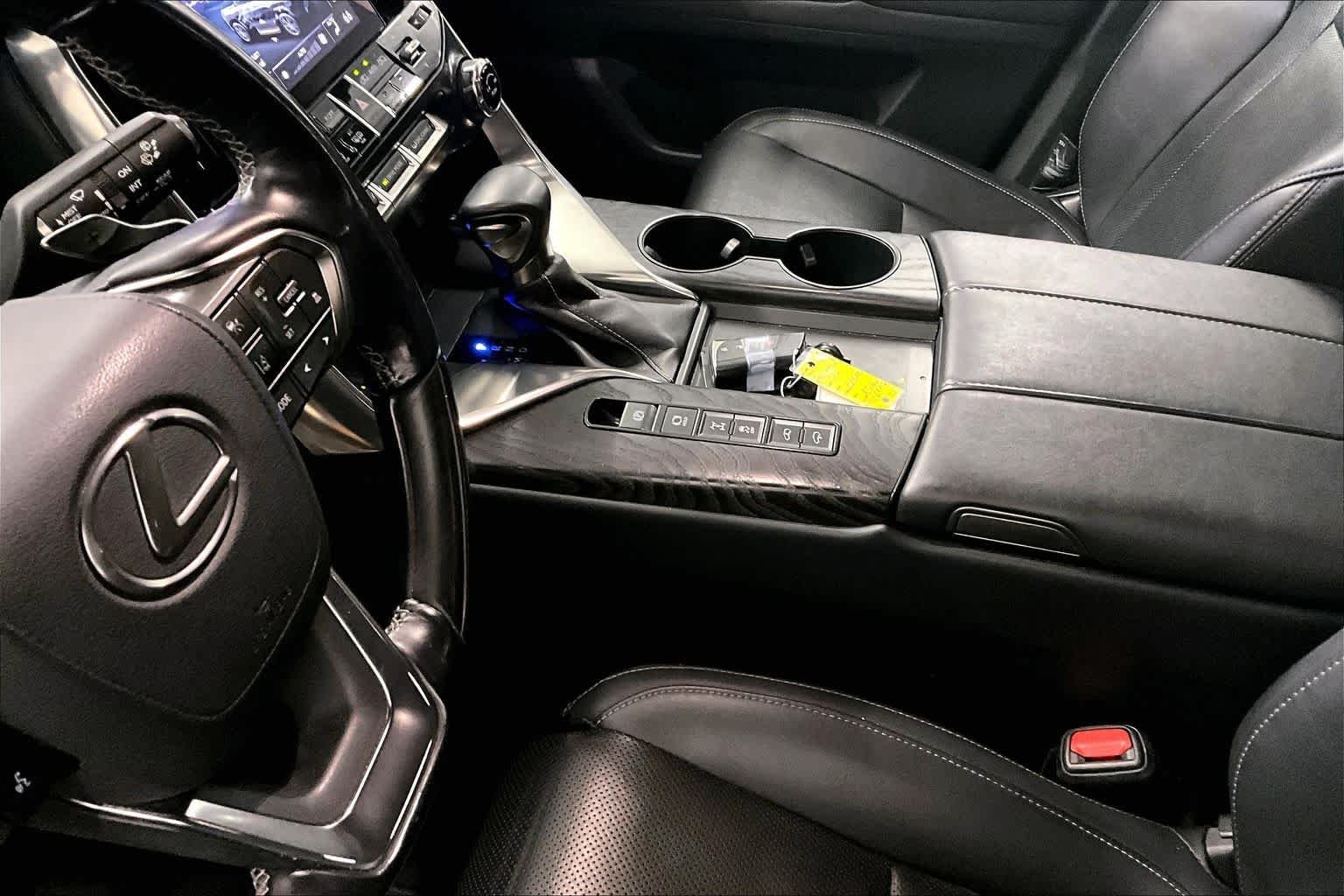 Used 2022 Atomic Silver Lexus Luxury image 15