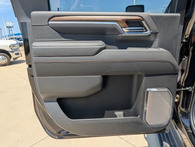 2026 Chevrolet Silverado 2500 HD High Country - Photo 8