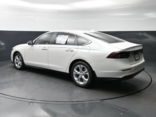 New 2026 Platinum White Pearl Honda LX image 7