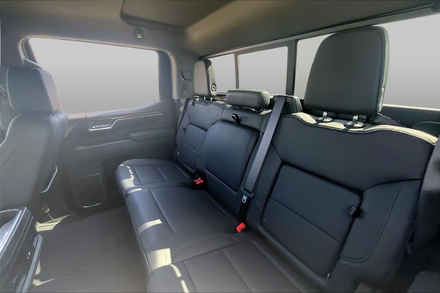 Used 2026 Sterling Gray Metallic Chevrolet LT Trail Boss image 19