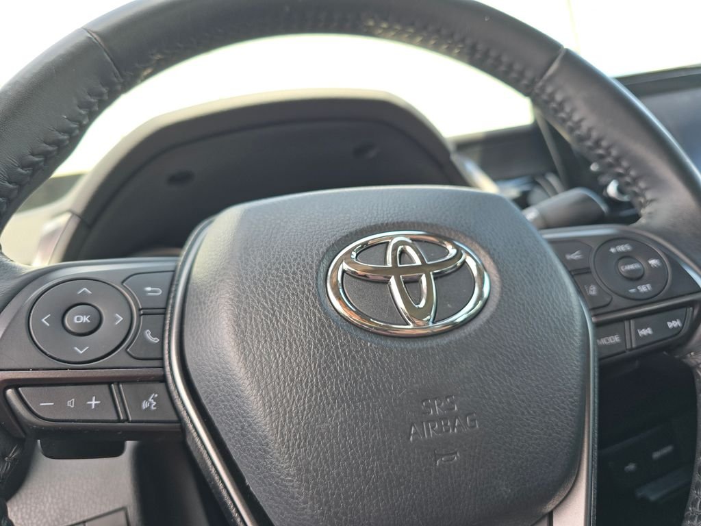 Used 2023 White Toyota SE image 22
