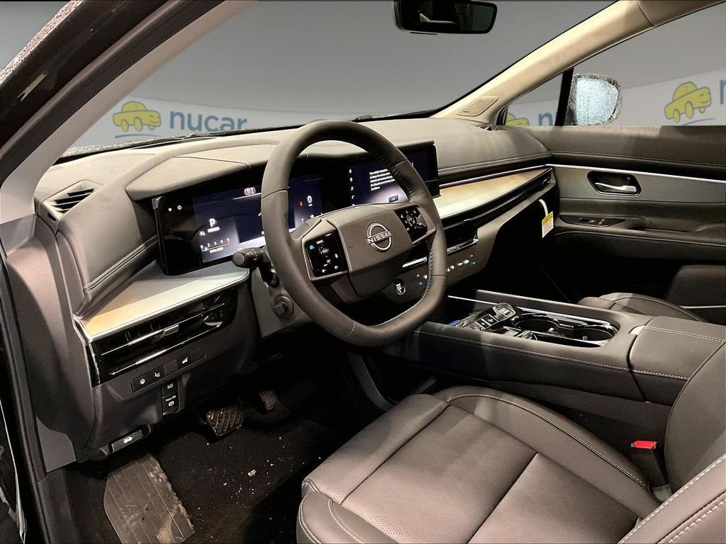 New 2026 Black Nissan Platinum image 6