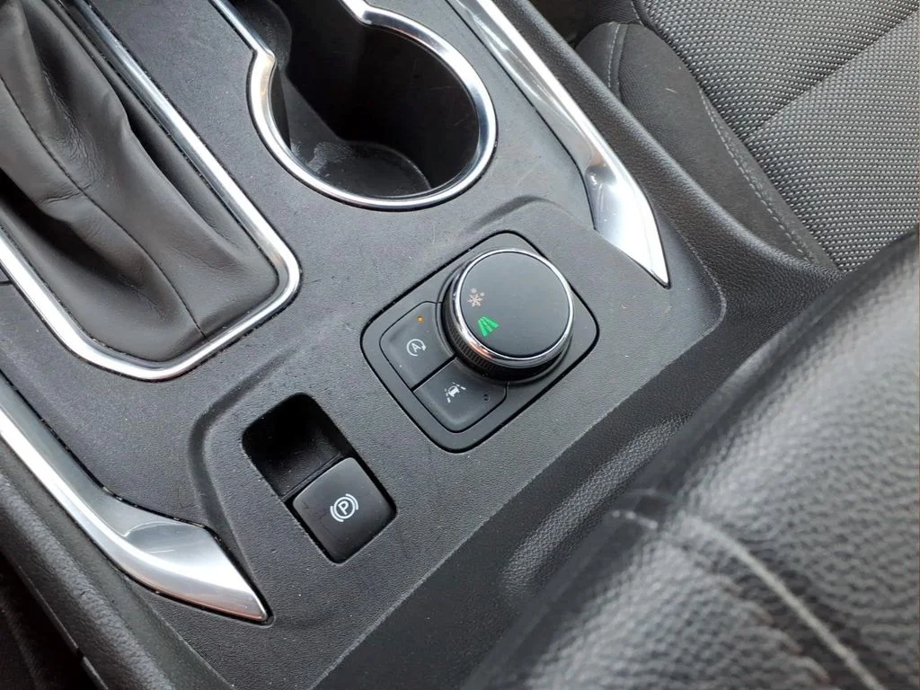 Used 2022 Blue Chevrolet LT image 9