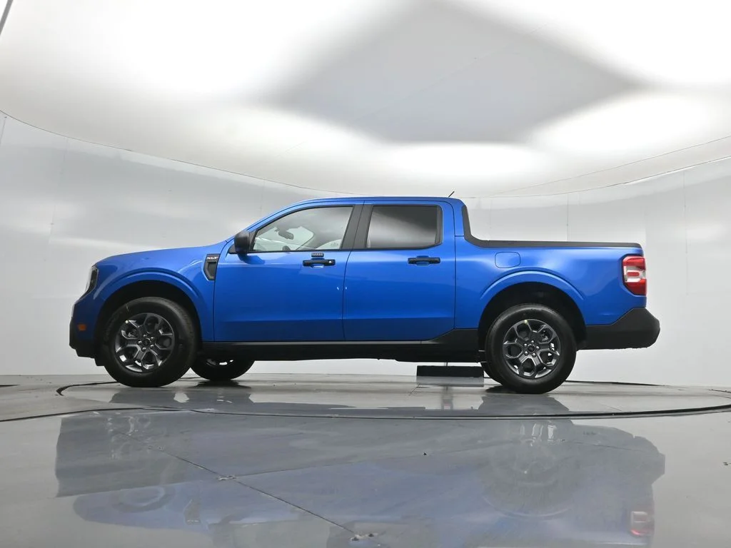 New 2026 Velocity Blue Ford XLT image 7