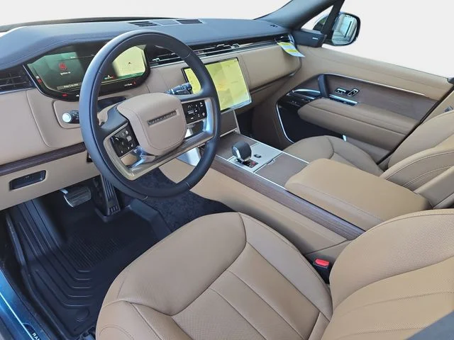 New 2026 Batumi Gold Land Rover SE LWB image 12