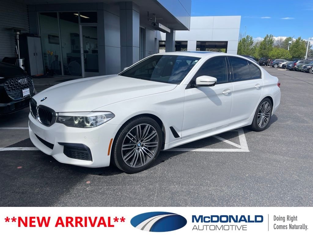 2019 BMW 5 Series 530i xDrive Sedan's photo