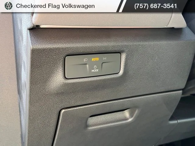 New 2026 White Volkswagen 2.0T SE image 20