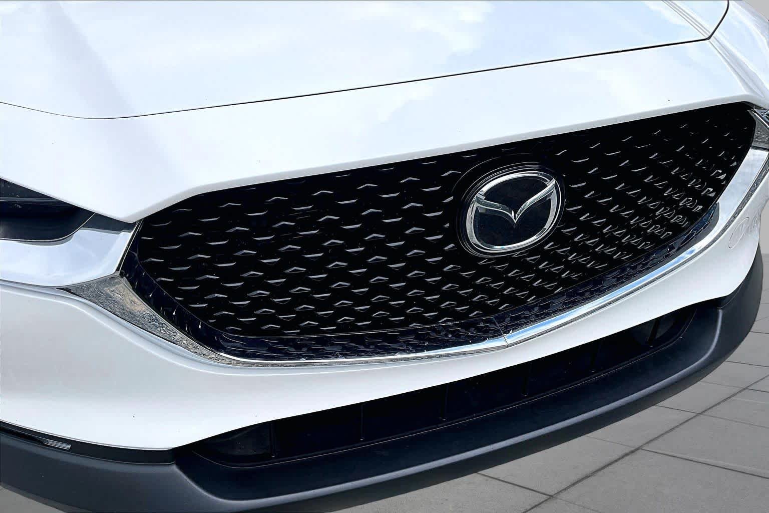 Used 2025 Snowflake White Pearl Mica Mazda 2.5 S Preferred Package image 30