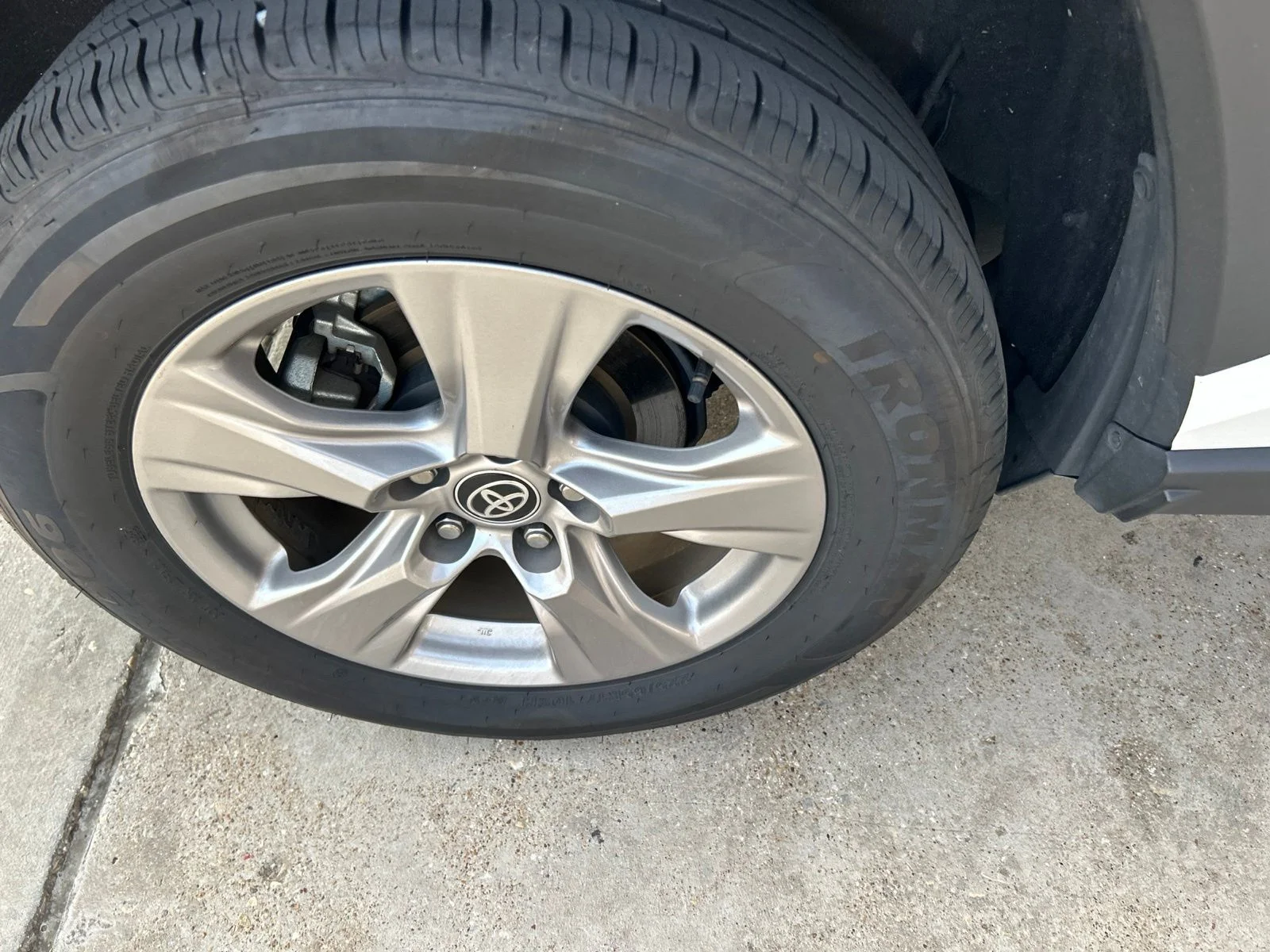 Used 2025 White Toyota XLE image 8