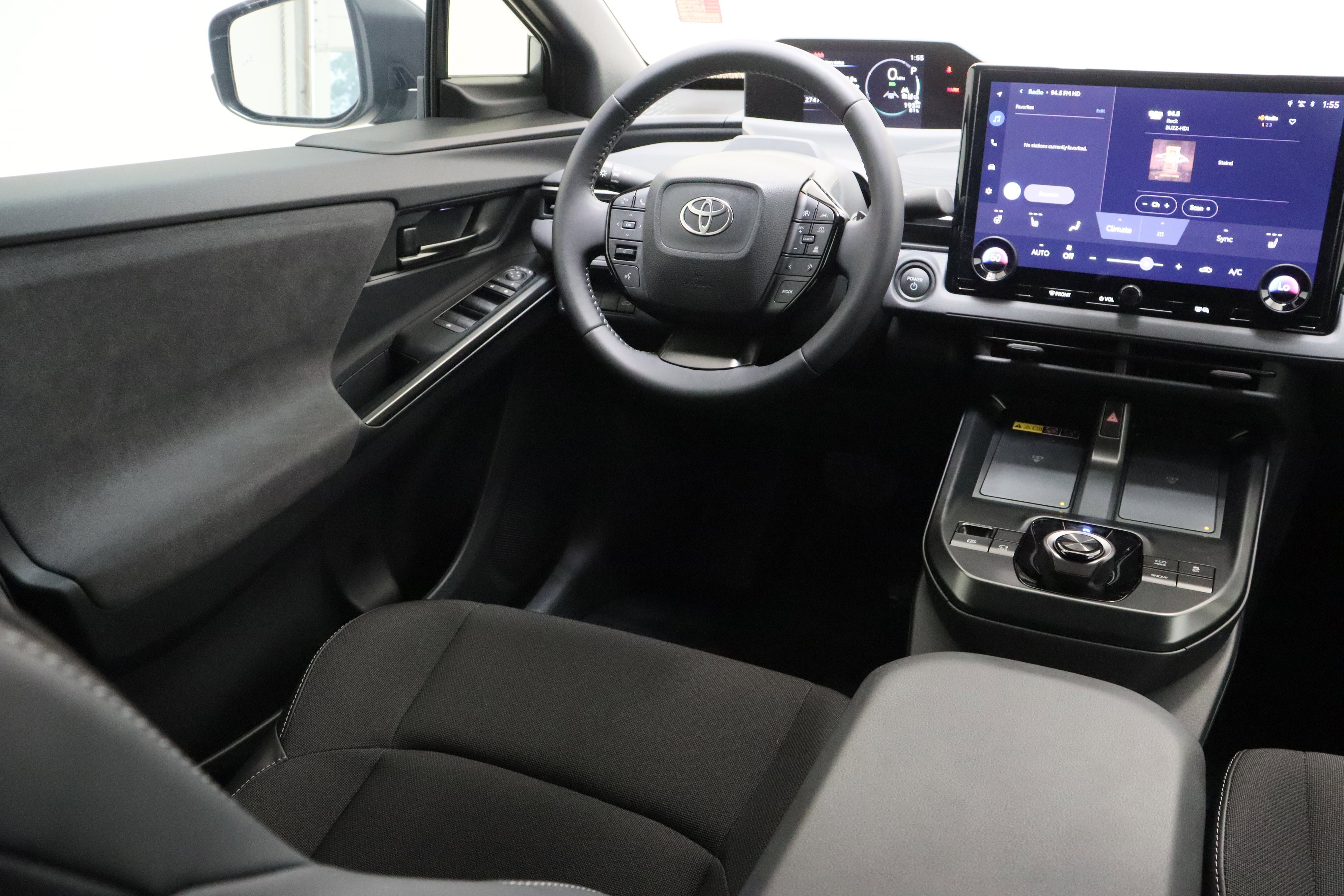 Certified Used 2026 OVERCAST Toyota SE (Electric) image 29
