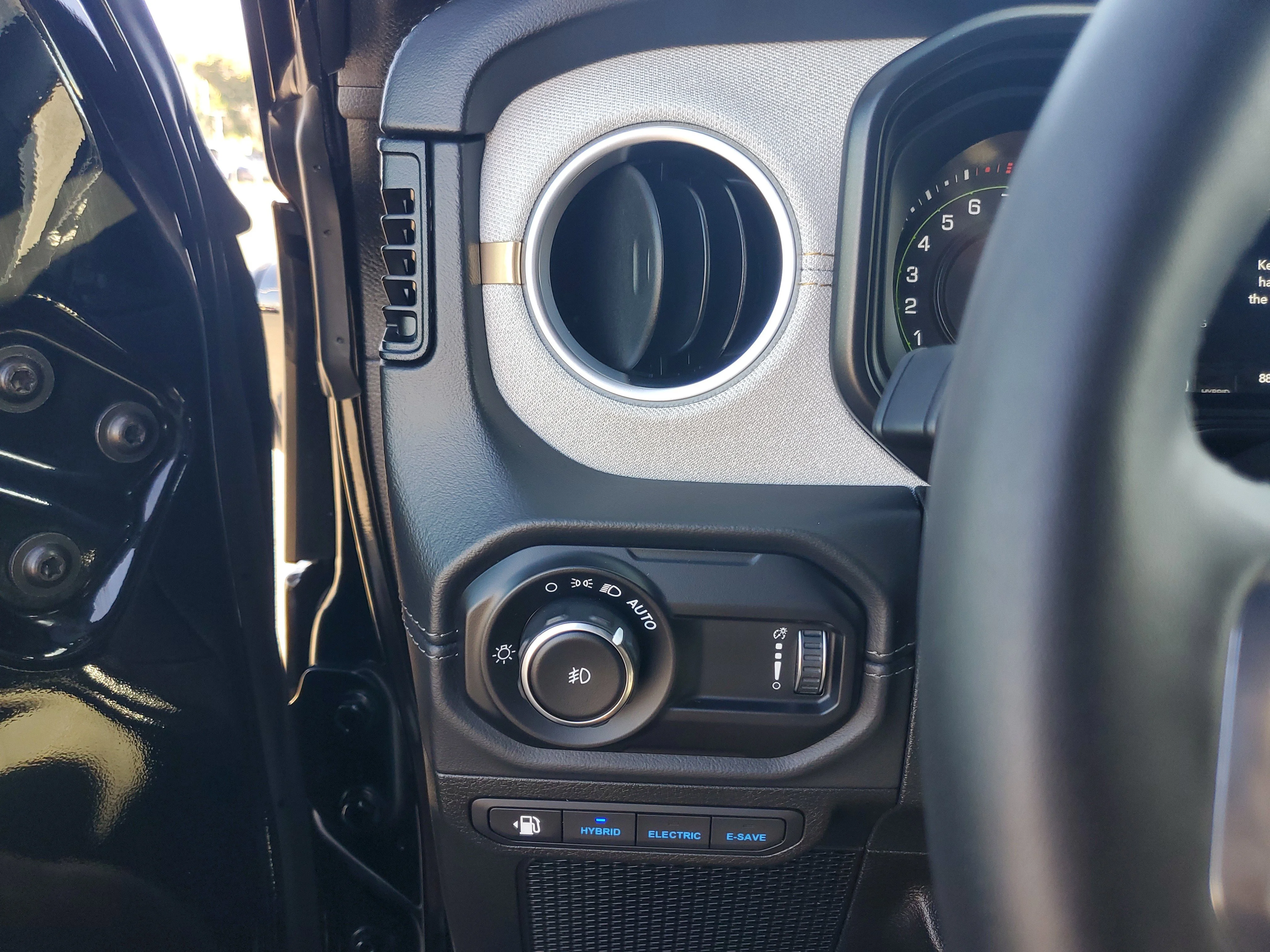 Certified Used 2025 Black Jeep Sahara 4xe image 27