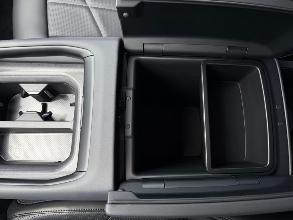 New 2027 Glacial White Pearl Kia X-LINE SX image 31