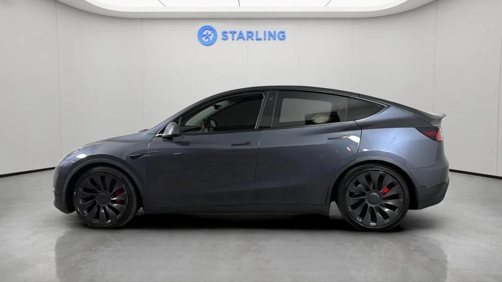 Used 2021 Black Tesla Performance Dual Motor All-Wheel Drive image 3