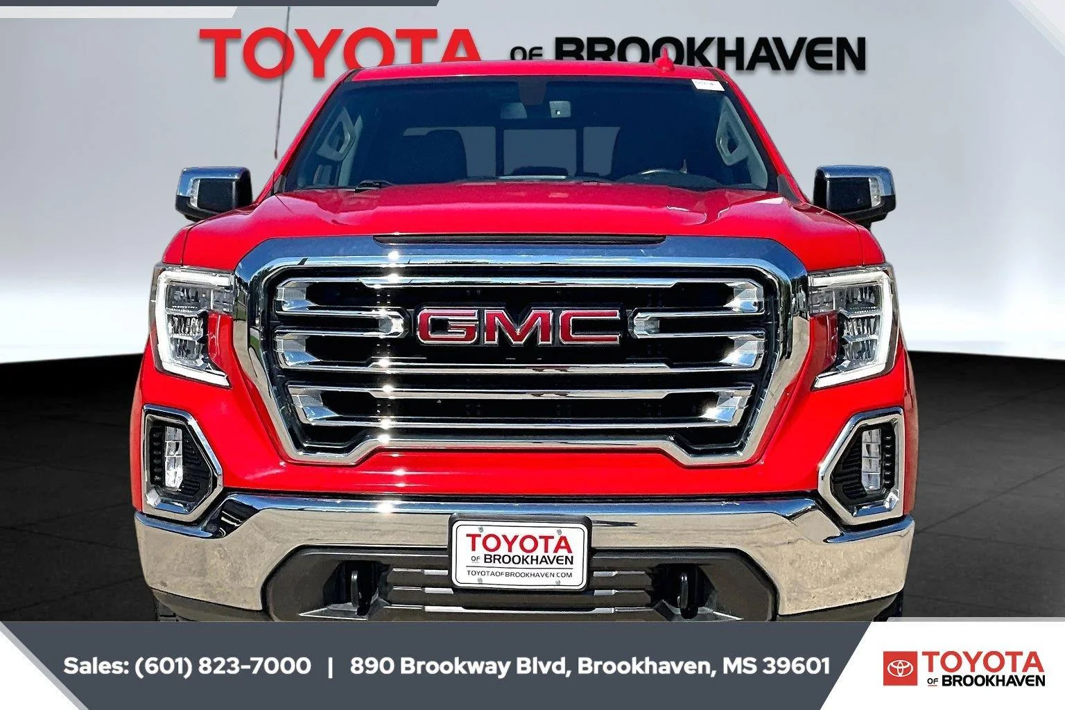 Used 2022 Cardinal Red GMC SLT image 3