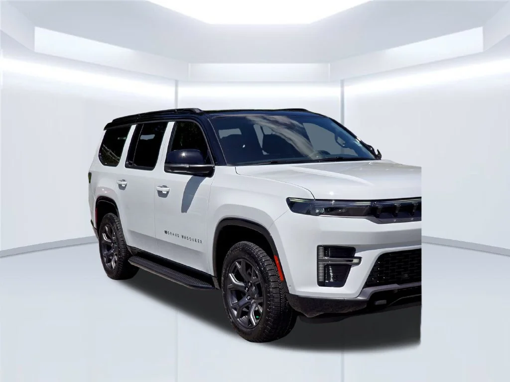 New 2026 White Jeep Upland image 39
