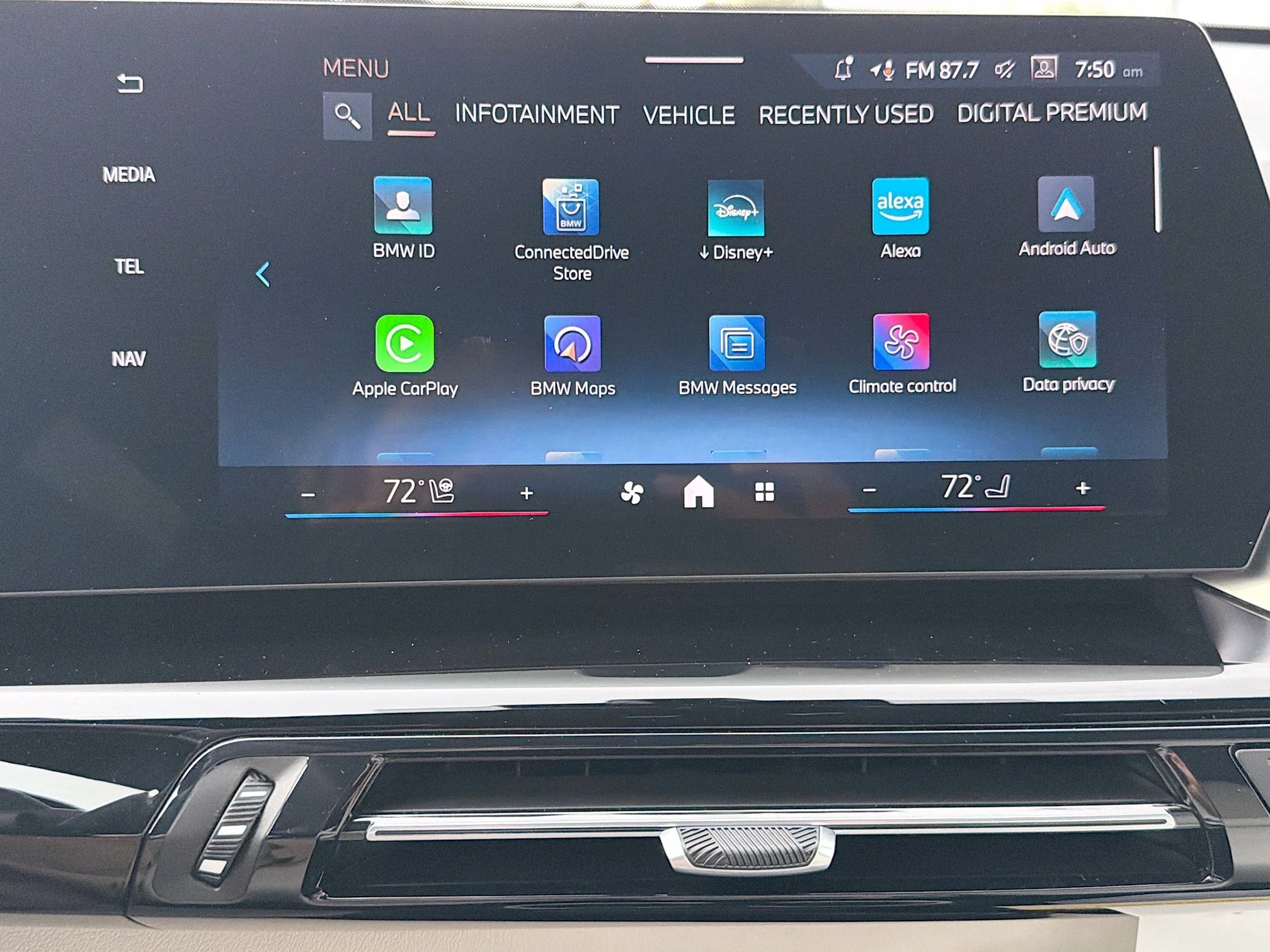 New 2026 Alpine White BMW xDrive28i image 29