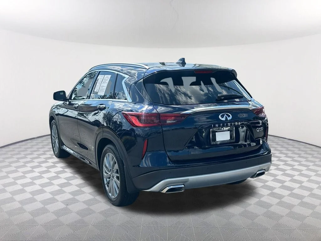 Certified Used 2024 Blue INFINITI LUXE image 7