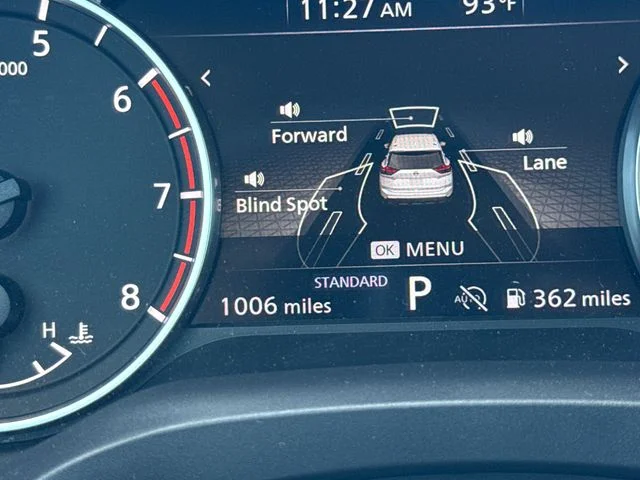 Used 2025 White Nissan S image 16