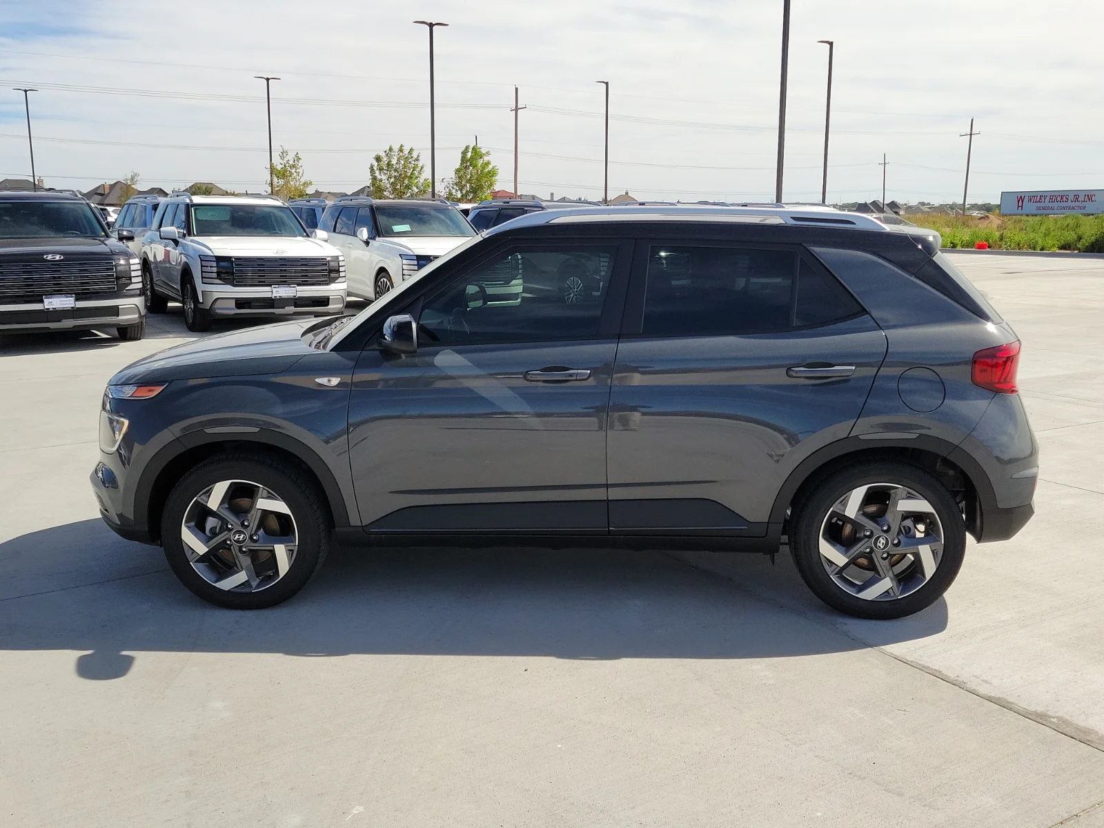 New 2026 Ecotronic Gray Hyundai SEL image 2