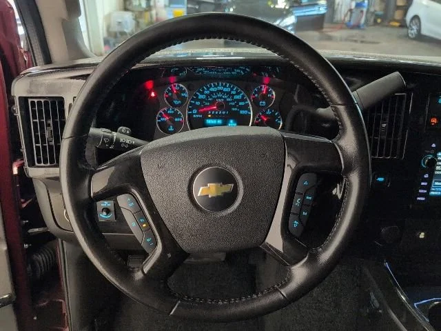 Used 2021 SPECIAL EXTERIOR COLOR Chevrolet LS image 8